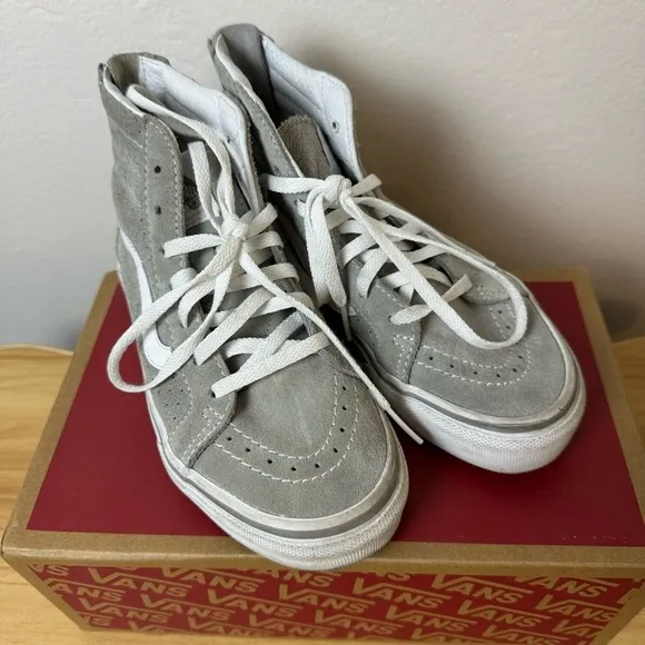 Vans Off The Wall Sneakers Kids 2 Light Gray Suede Hi Top Sk8 Back Zip