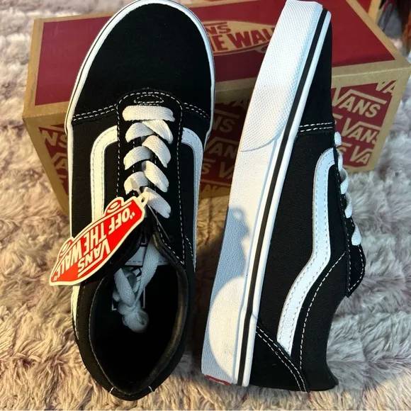 Vans Off The Wall Ward Sneakers