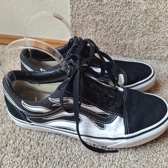 Vans Old Skool Black W/White Flames Lace Up Sneakers Men Size 8 Women Size 9.5