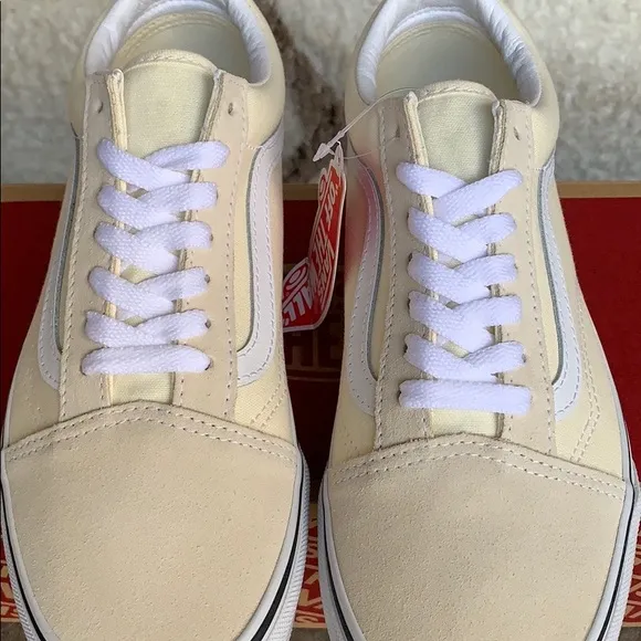 VANS OLD SKOOL CLASSIC White/True White WMNS