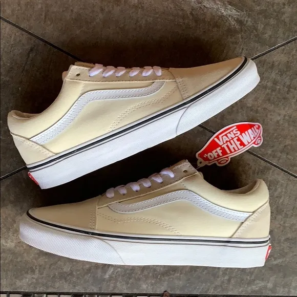 VANS OLD SKOOL CLASSIC White/True White WMNS