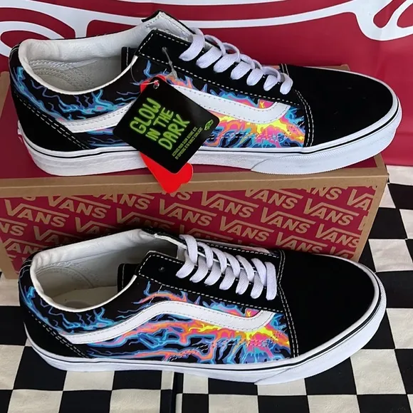Vans Old Skool Electric Flame Black/True White Men’s sneakers