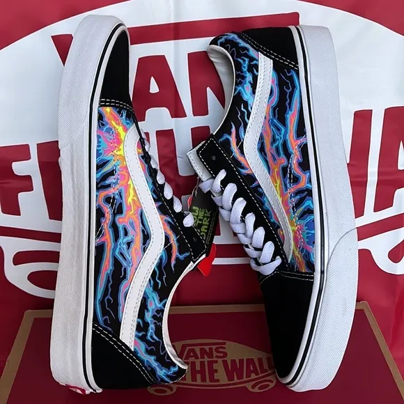 Vans Old Skool Electric Flame Black/True White Men’s sneakers