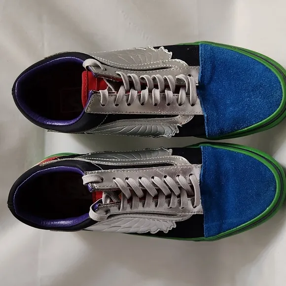 Vans Old Skool × Marvel Avengers Character sneakers (m size 7, w Size 8.5)