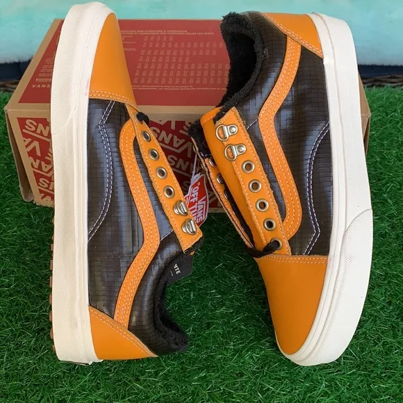 Vans Old Skool Mte Apricot/Black Men’s