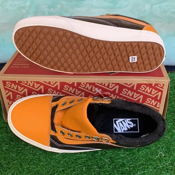 Vans Old Skool Mte Apricot/Black Men’s