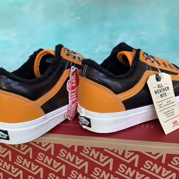 Vans Old Skool Mte Apricot/Black Men’s