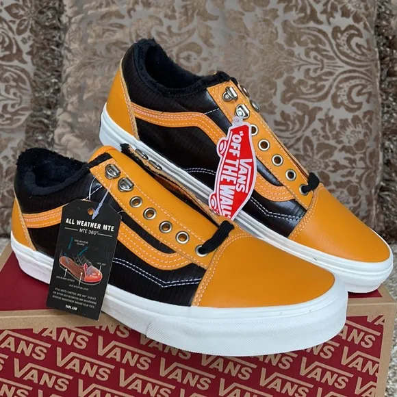 Vans Old Skool Mte Apricot/Black WMNS