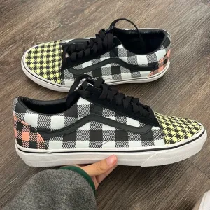 VANS OldSkooli Multi-color Checkered Sneakers (UNISEX) Style#721454 M9 w10.5