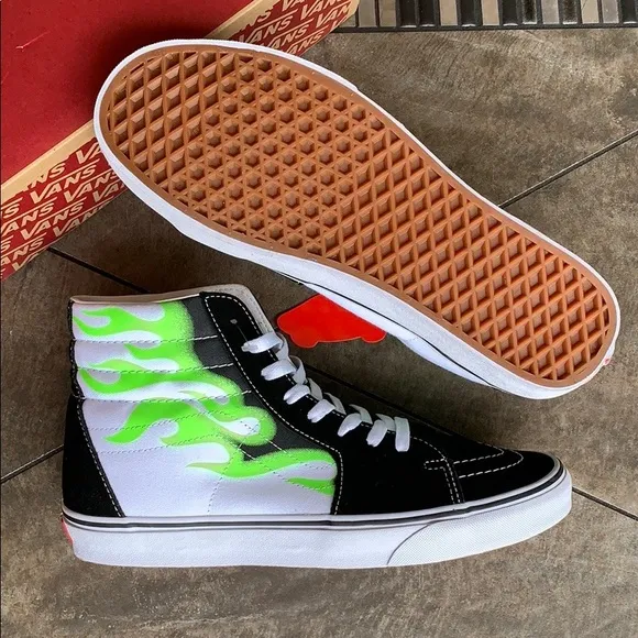 •VANS SK-8 HI FLAME black/true white Mens