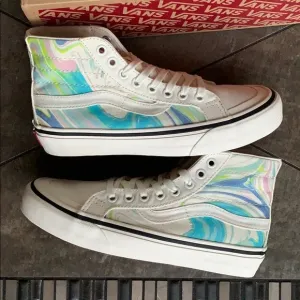 VANS SK8-Hi 138 DECON RESIN SWIRL Marshmal men’s