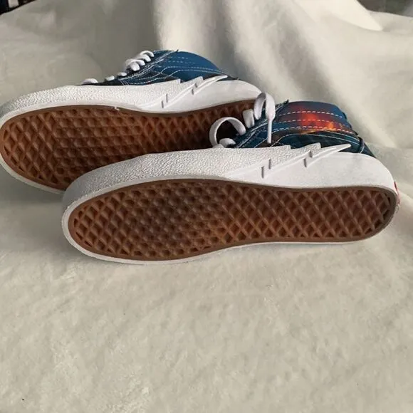 VANS Sk8-Hi Bolt Big Reveal Closet Navy/White sneakers