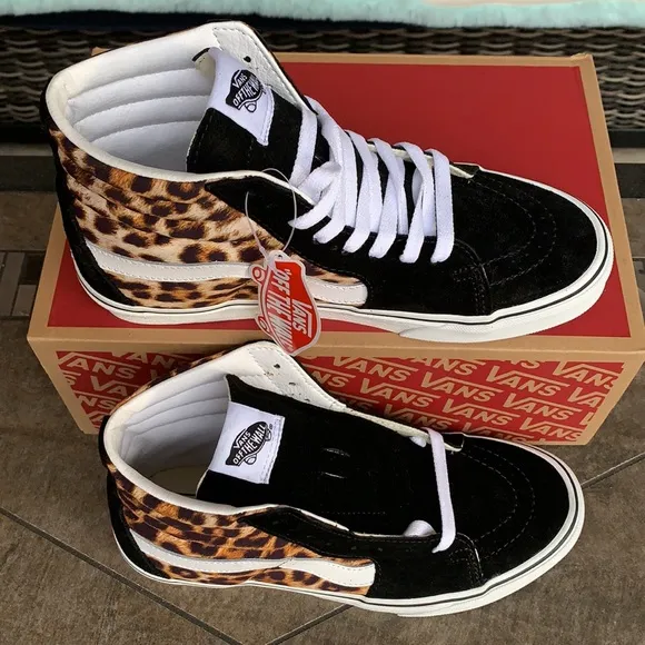 VANS SK8-HI LEOPARD BLACK/TRUE WHITE WMNS
