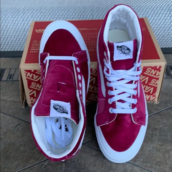 VANS SK8-Hi REISSUE 13 Velvet Beet Red l/True Whit