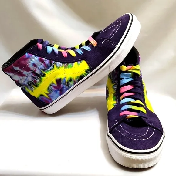 Vans Sk8-Hi Tie Dye Hightop sneakers (Unisex m size 8, w size 9.5)