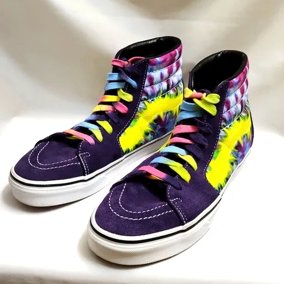 Vans Sk8-Hi Tie Dye Hightop sneakers (Unisex m size 8, w size 9.5)