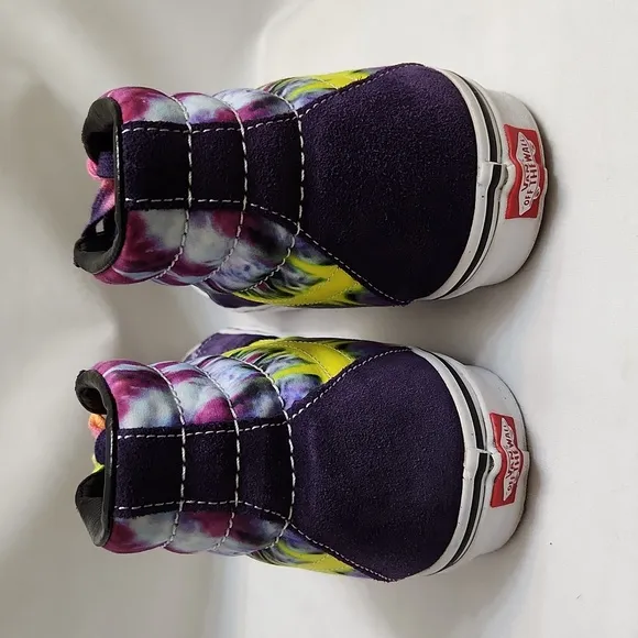 Vans Sk8-Hi Tie Dye Hightop sneakers (Unisex m size 8, w size 9.5)