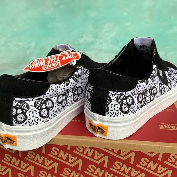 VANS SPORT DIADELOSMUERTOS Blktrwht men’s