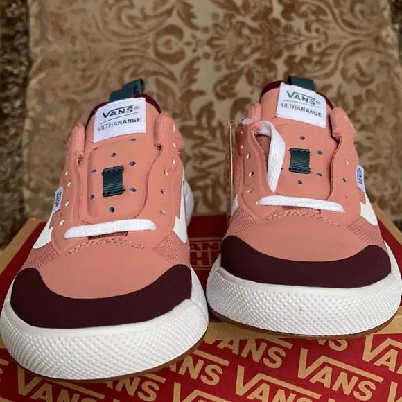 Vans Ultrarange Exo Pop Rose Down/True White WMNS