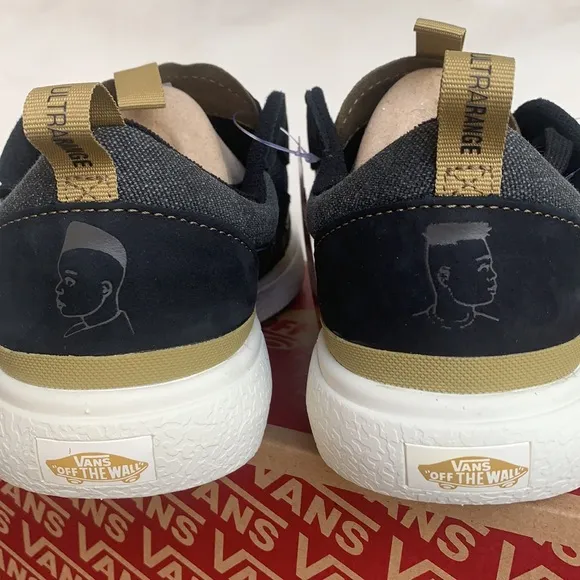 VANS ULTRARANGE EXO SE Michael February BlkmltryW