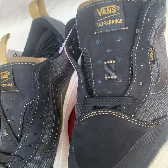 VANS ULTRARANGE EXO SE Michael February BlkmltryW