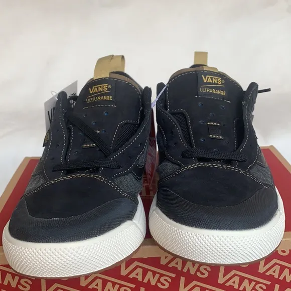 VANS ULTRARANGE EXO SE Michael February BlkmltryW
