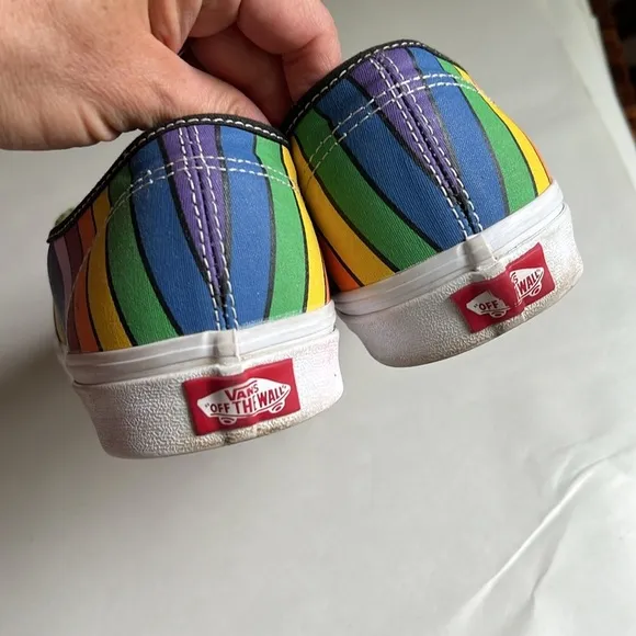 Vans Unisex Refract Rainbow Black Canvas Sneakers 11 Men’s Custom Stars