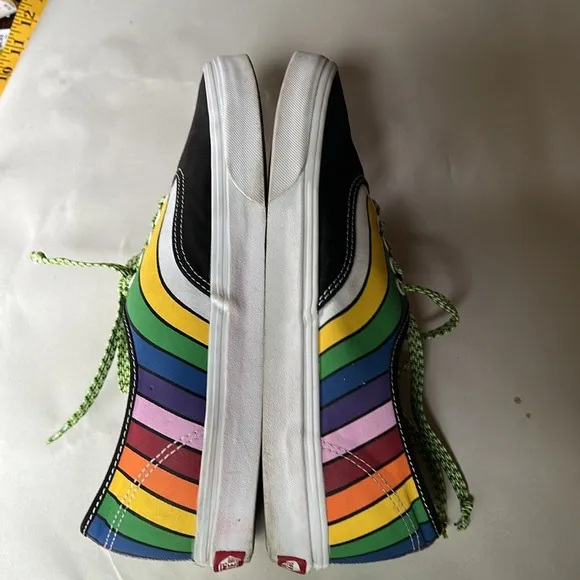 Vans Unisex Refract Rainbow Black Canvas Sneakers 11 Men’s Custom Stars