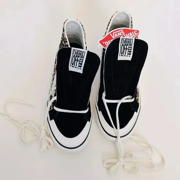 Vans Unisex SK8-Hi 138 Decon High-Top Sneakers in Leopard Women’s Size 6