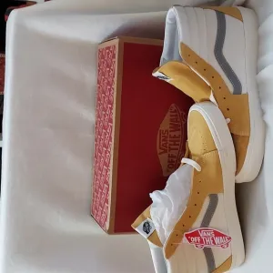 Vans UNISEX SK8 HI Retro sport sneakers