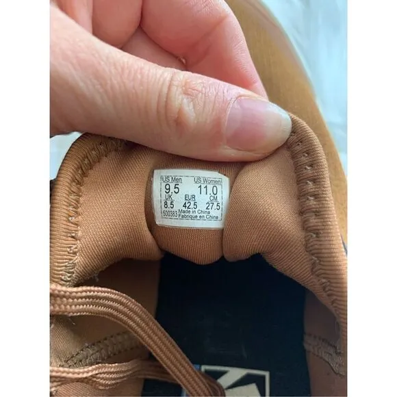 Vans unisex brown/orange sneakers men’s 9.5 and women’s 11