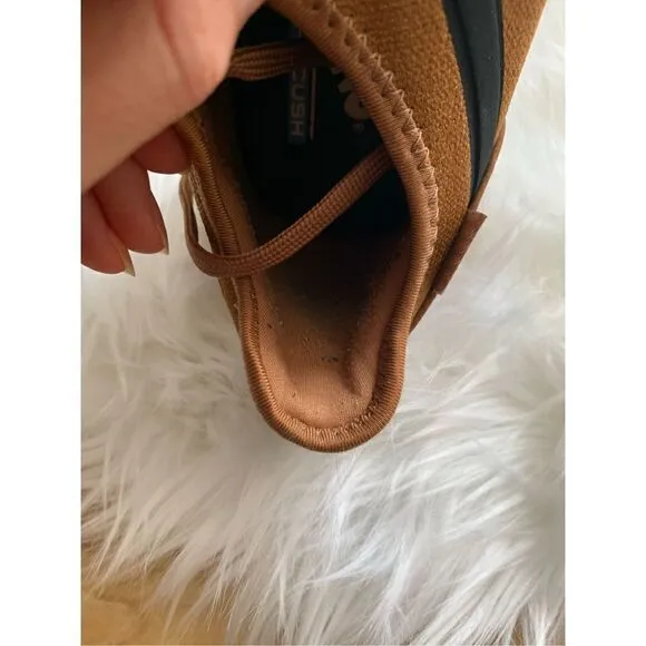 Vans unisex brown/orange sneakers men’s 9.5 and women’s 11
