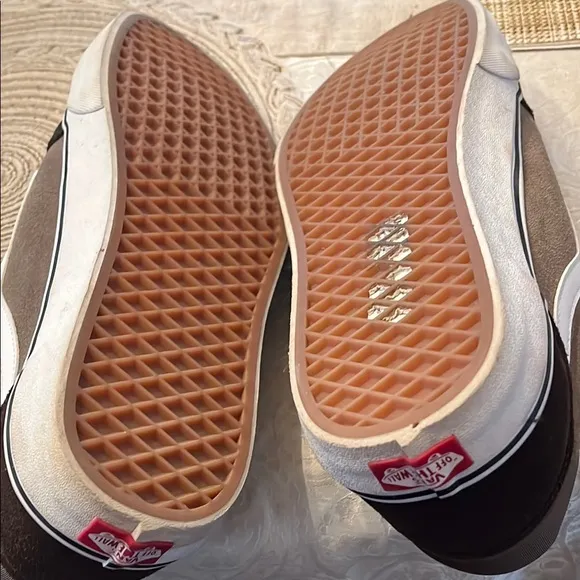 Vans Ward Deluxe Brown White Retro Suede Shoes Men’s Deluxe Comfort Size 13 EUC