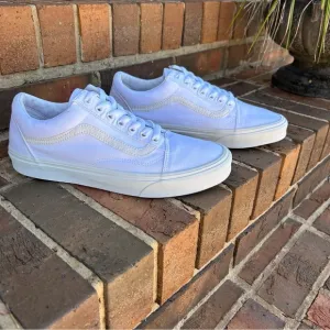 VANS WHITE/WHITE M9 W10.5 Sneakers LIKE NEW!!