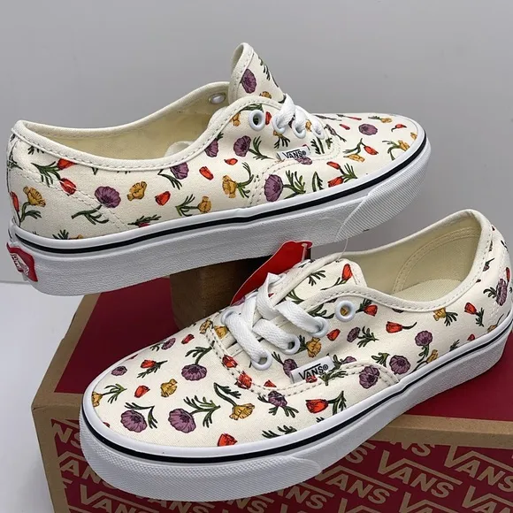 Vans WMNS Authentic Poppy Floral CreamVN0A5JMPCRM Sneakers