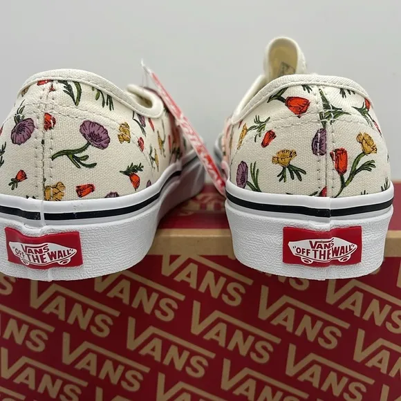 Vans WMNS Authentic Poppy Floral CreamVN0A5JMPCRM Sneakers