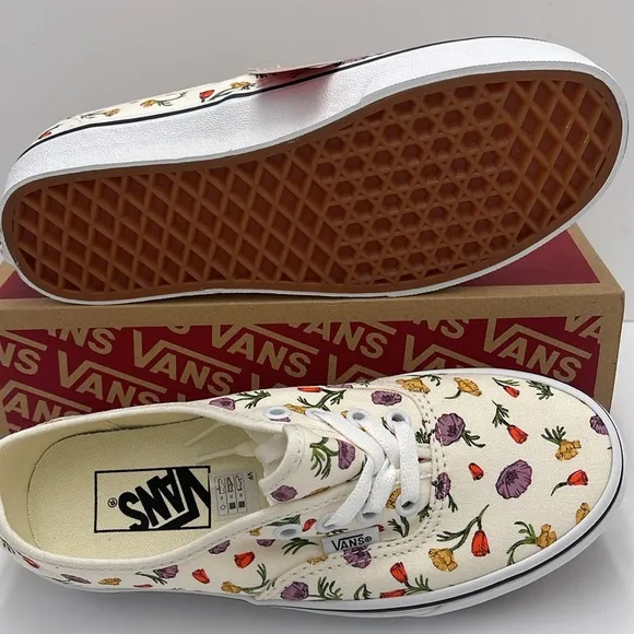 Vans WMNS Authentic Poppy Floral CreamVN0A5JMPCRM Sneakers
