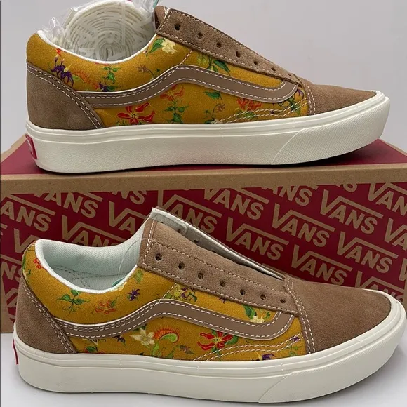 Vans WMNS Floral Tan Sneakers Comfycush OldFatal Floral Golden BrowVN0A5DYC1M7