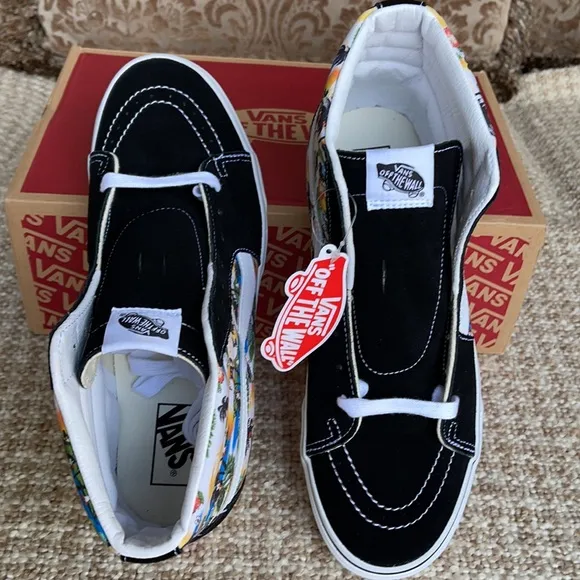 Vans WMNS Sk8-Hi ALOHA Black/True White Sneakers