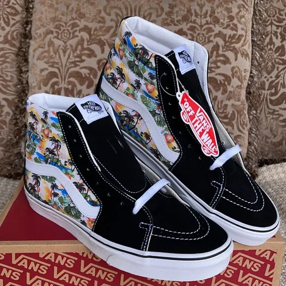 Vans WMNS Sk8-Hi ALOHA Black/True White Sneakers