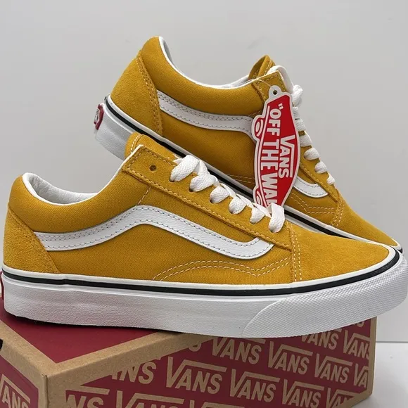 Vans WMNS Yellow Suede Sneakers Old SkoolColor Theory Golden YelloVN0A5KRSF3X