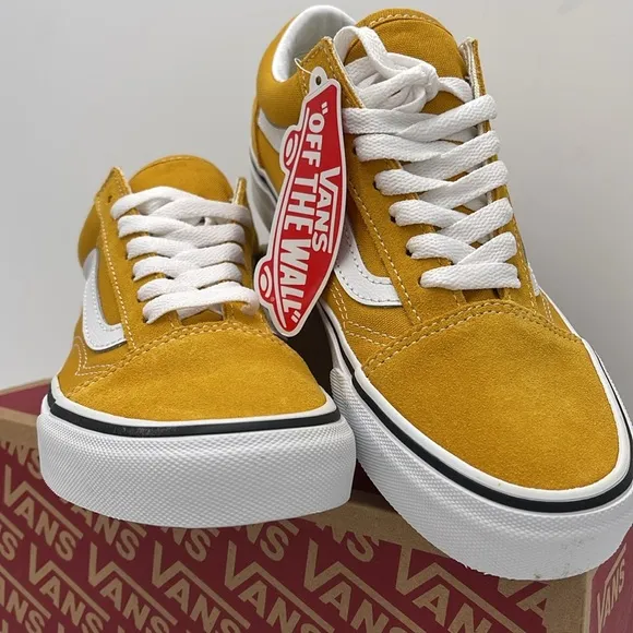 Vans WMNS Yellow Suede Sneakers Old SkoolColor Theory Golden YelloVN0A5KRSF3X