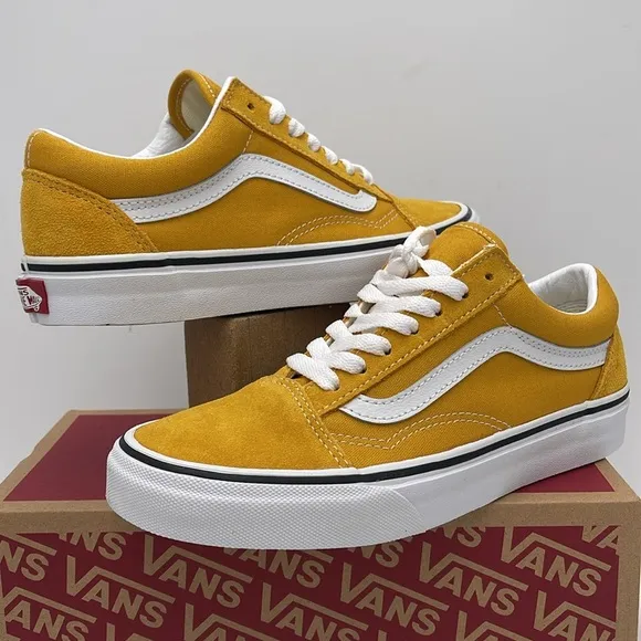 Vans WMNS Yellow Suede Sneakers Old SkoolColor Theory Golden YelloVN0A5KRSF3X