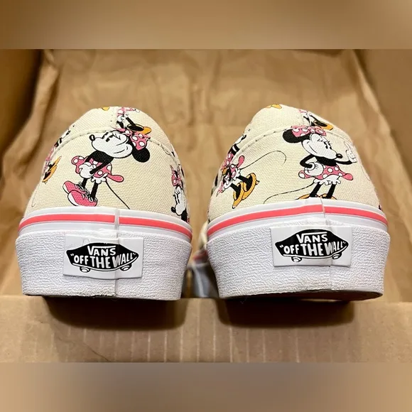 Vans x Disney Minnie Mouse Classic Slip On Shoes