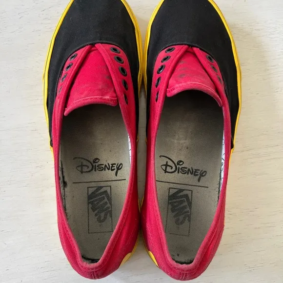Vans x Disney Vintage Style Mickey Mouse Sneakers Unisex Size 11 Men Women 12.5