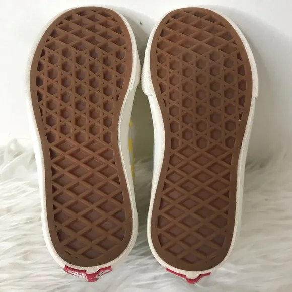 Vans x The Simpsons Kids Sk8-Hi Zip- Limited Edition Size 11