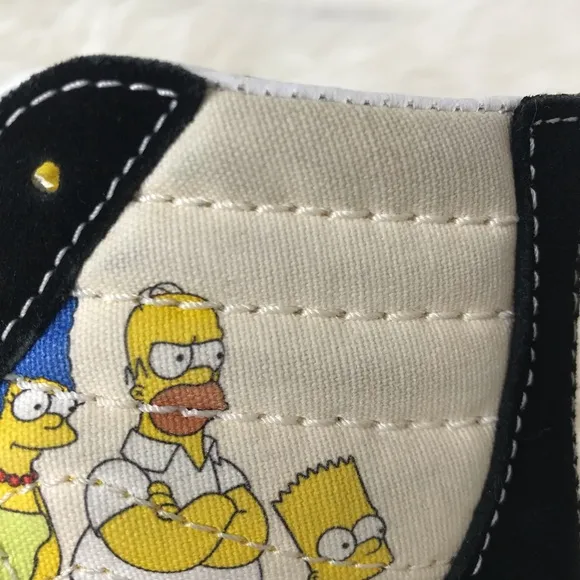 Vans x The Simpsons Kids Sk8-Hi Zip- Limited Edition Size 11