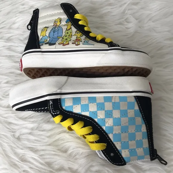 Vans x The Simpsons Kids Sk8-Hi Zip- Limited Edition Size 11