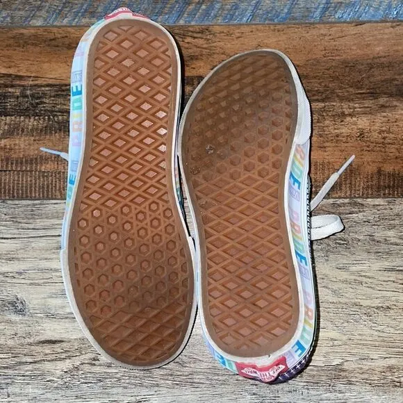Vans SK8-Hi Pride Rainbow Shoes like new unisex