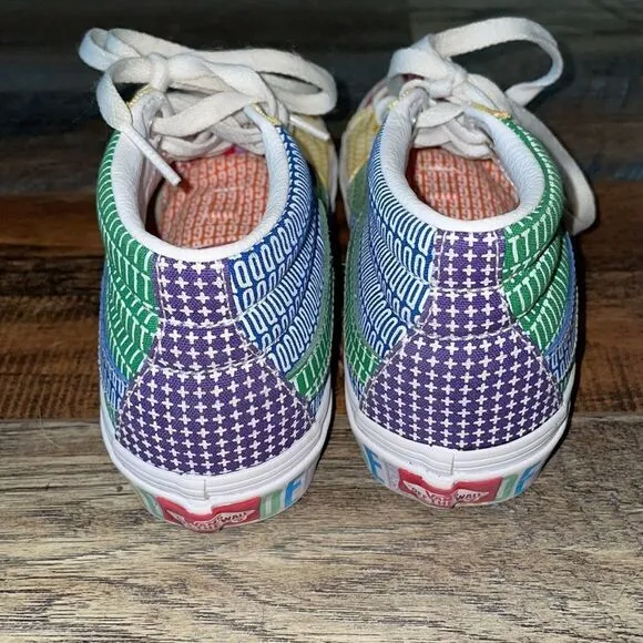 Vans SK8-Hi Pride Rainbow Shoes like new unisex